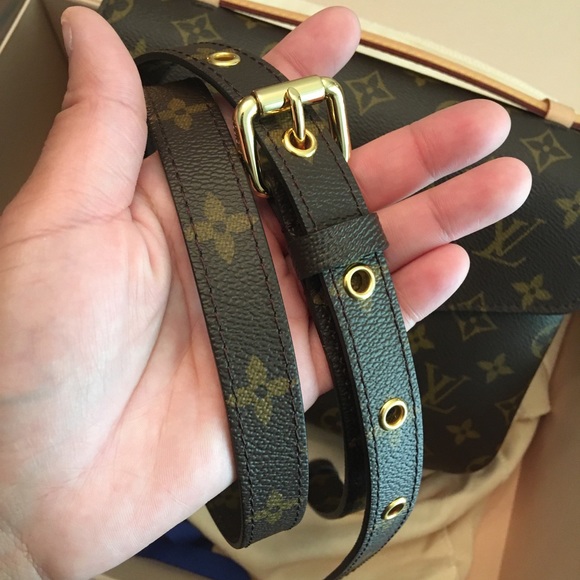 SOLD LV Pochette Metis Monogram - Picture 9 of 15